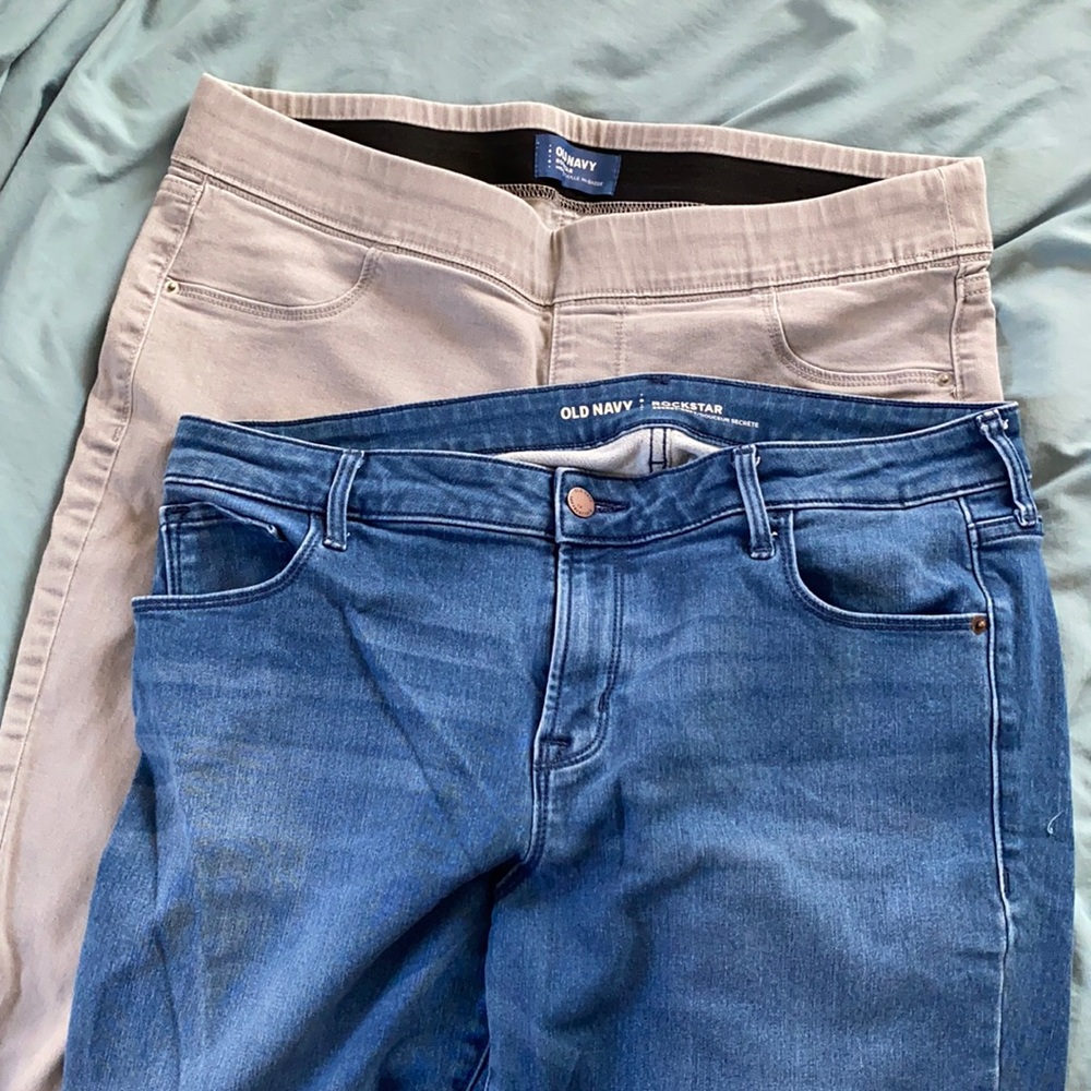 Two pair rockstar jeans